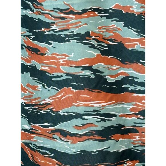 Fabletics Unisex Size Medium Green Tiger Camo The Only Coaches Jacket - Picture 10 of 13